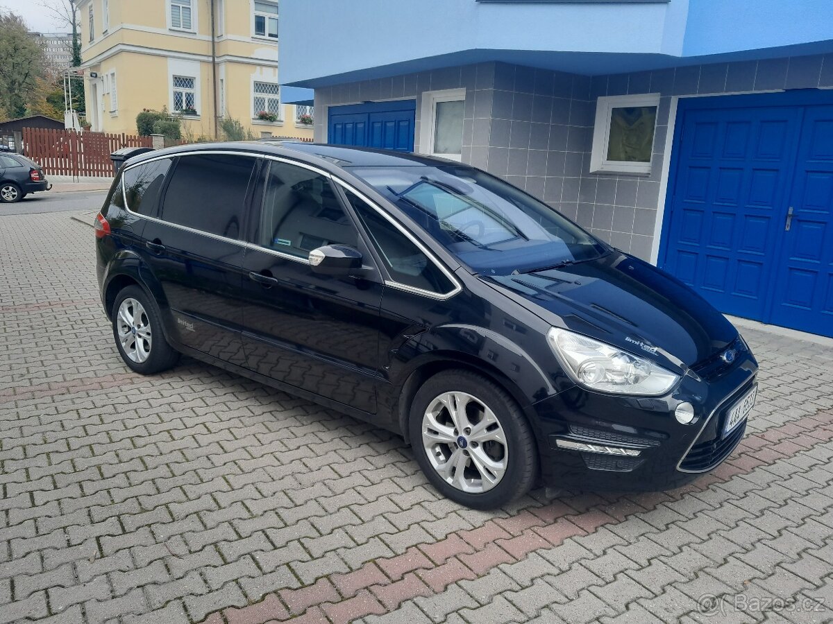 Ford S-MAX 2,0TDCI 120KW AT Titanium