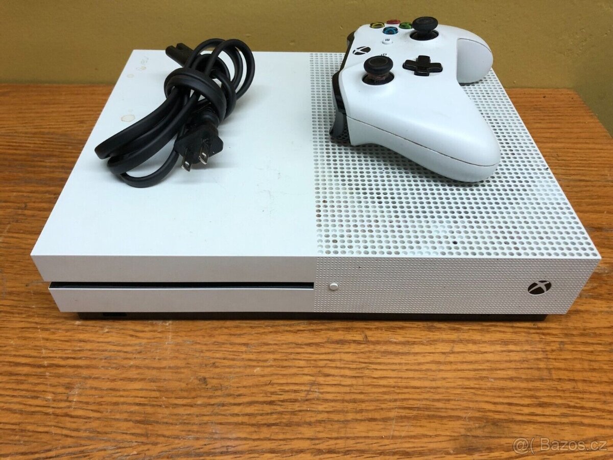 xbox one S v perfekt stavu