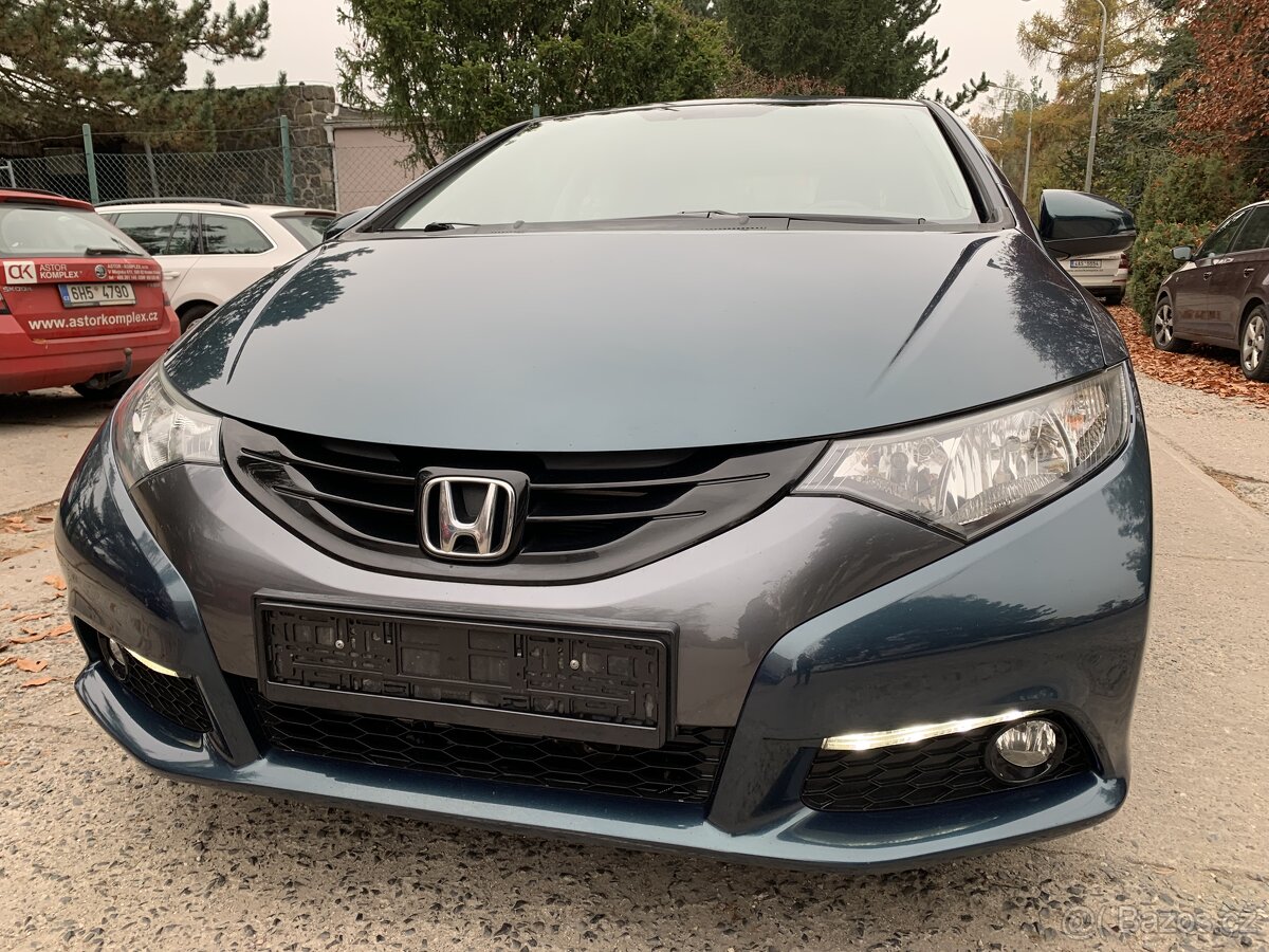 Honda Civic 1.8 i-vtec 104kw