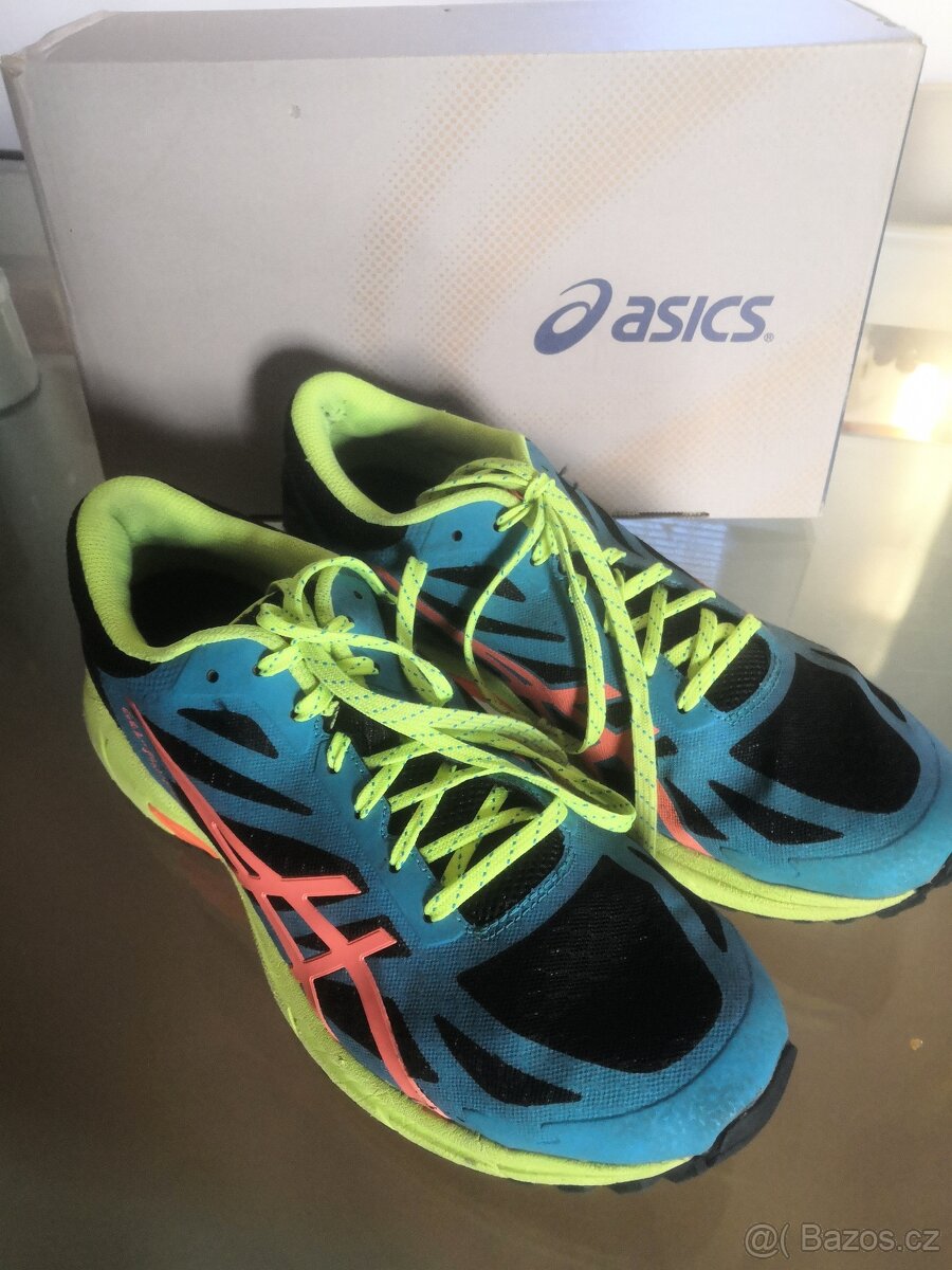 Sportovní boty zn. Asics, vel. 43,5 - 27,5 cm