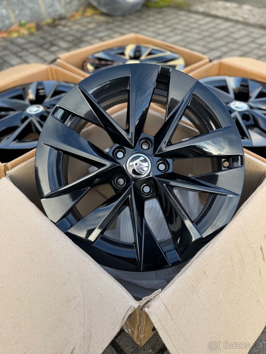 ORIGINÁL Alu Škoda ROTARE R17, 5x112 - TOP STAV