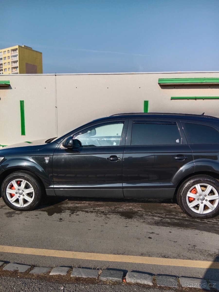 Q7 2009..3.0 tdi Sline