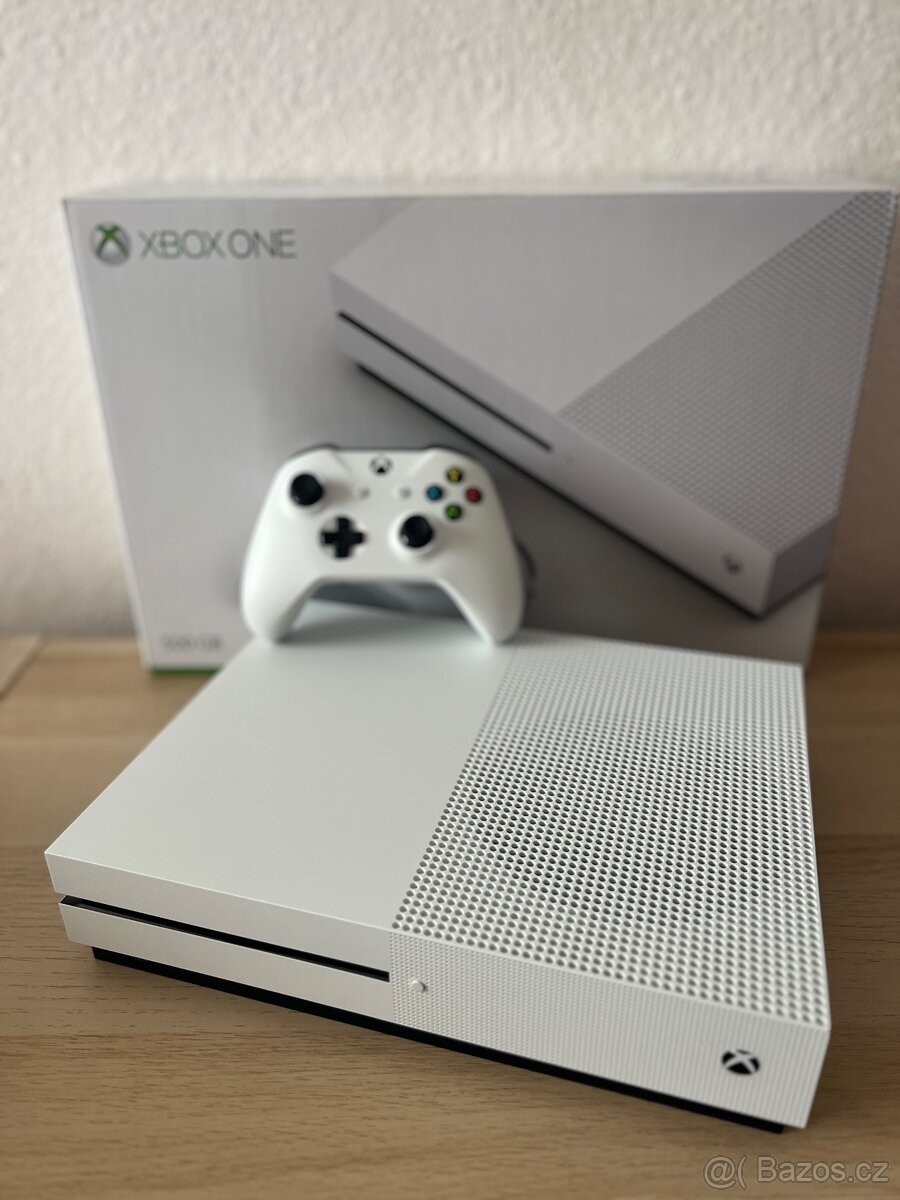 XBOX ONE S 500 GB TOP STAV