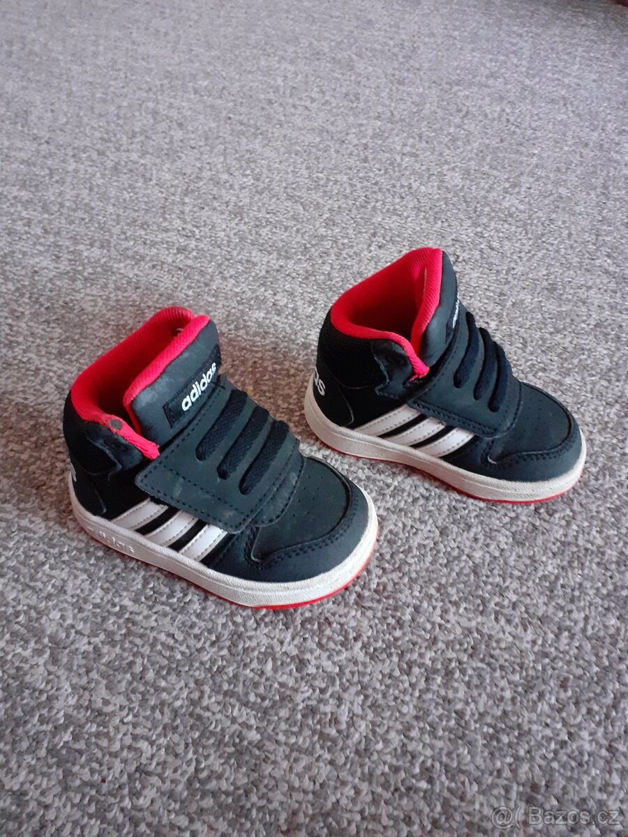 Tenisky Adidas vel.20