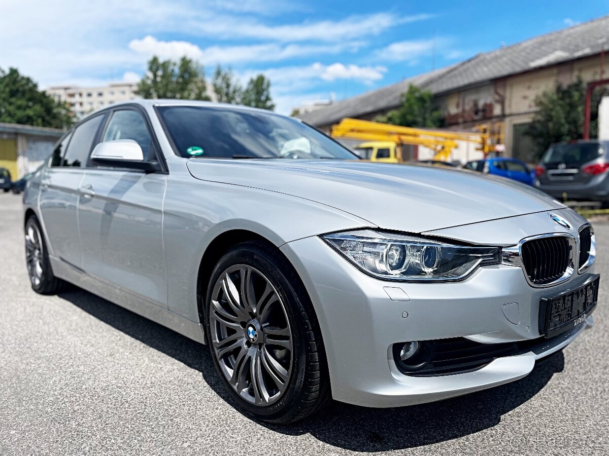 BMW 320D F30 SPORT 135KW SERVIS BMW 138.000KM TOP