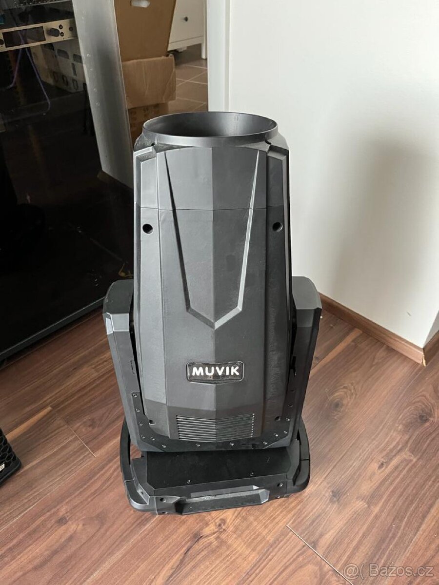 Muvik Moving Head 174