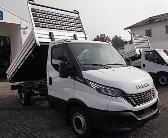 IVECO DAILY SKLÁPĚČ DO 3,5 T.