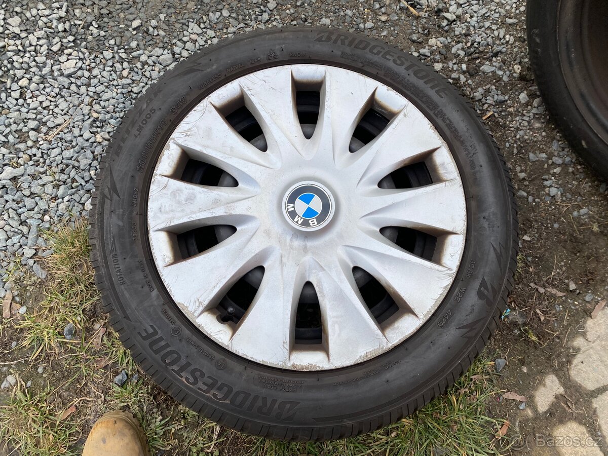 Bmw 16" plechy vcetne zimni pneu 205/55 r16