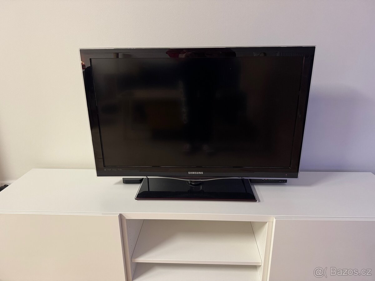 TV Samsung + set top box