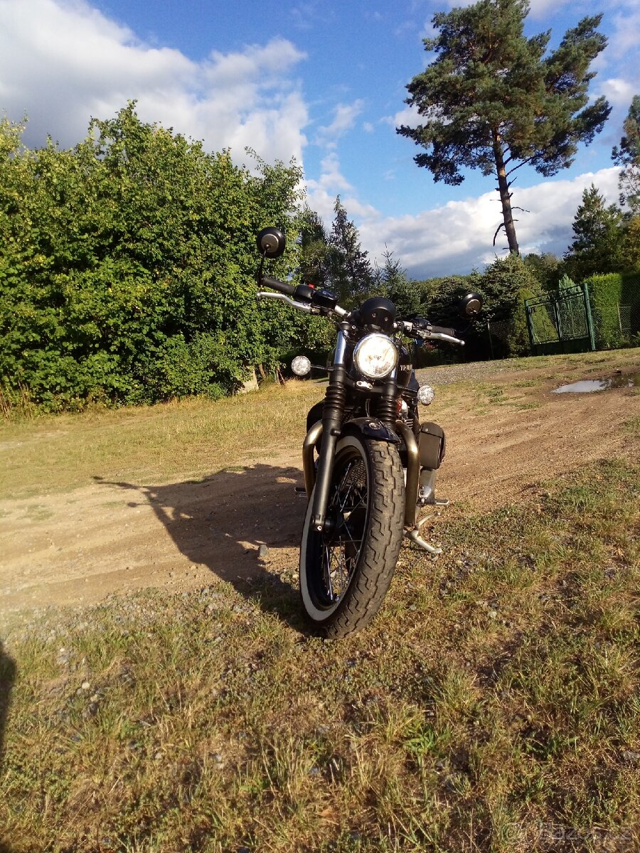 Triumph Bobber