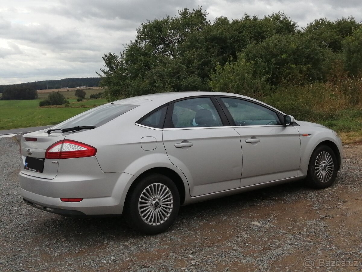 PRODÁM FORD MONDEO