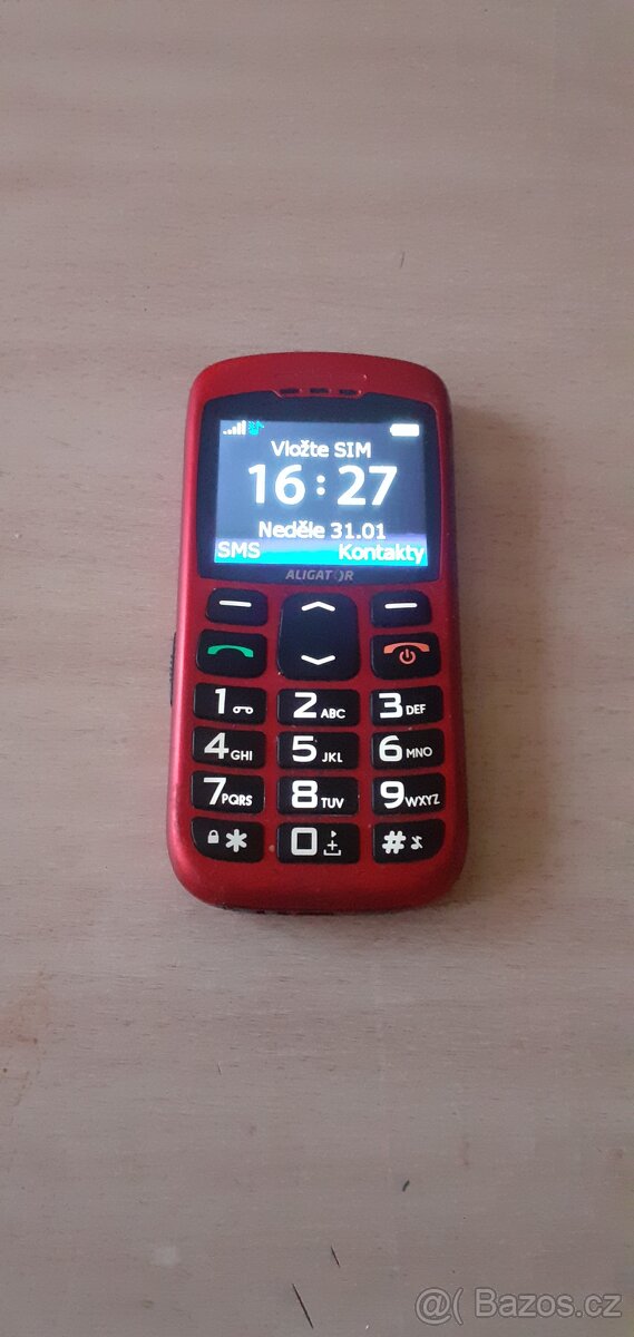 Mobilní telefon Aligátor