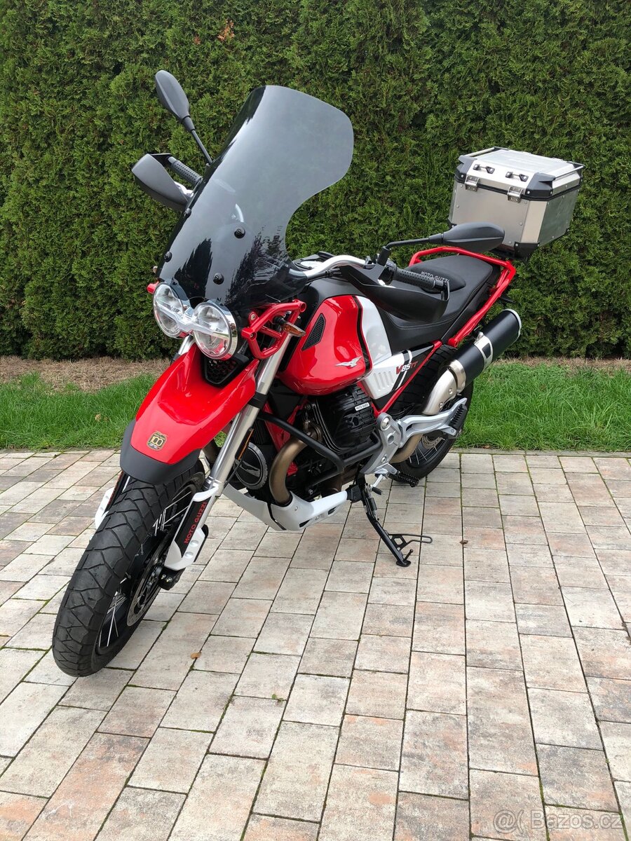 MOTO GUZZI V85 TT