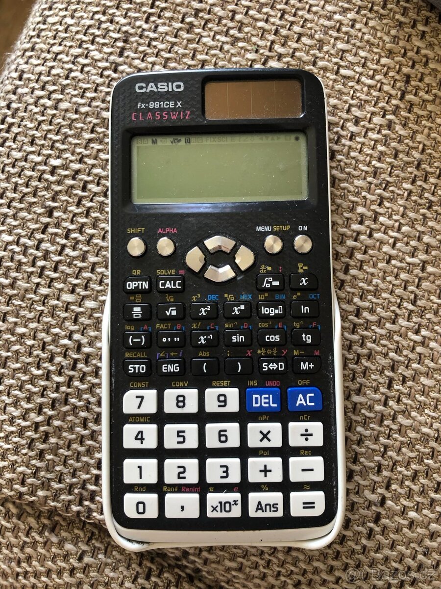 Prodám kalkulačku CASIO fx-991CE X