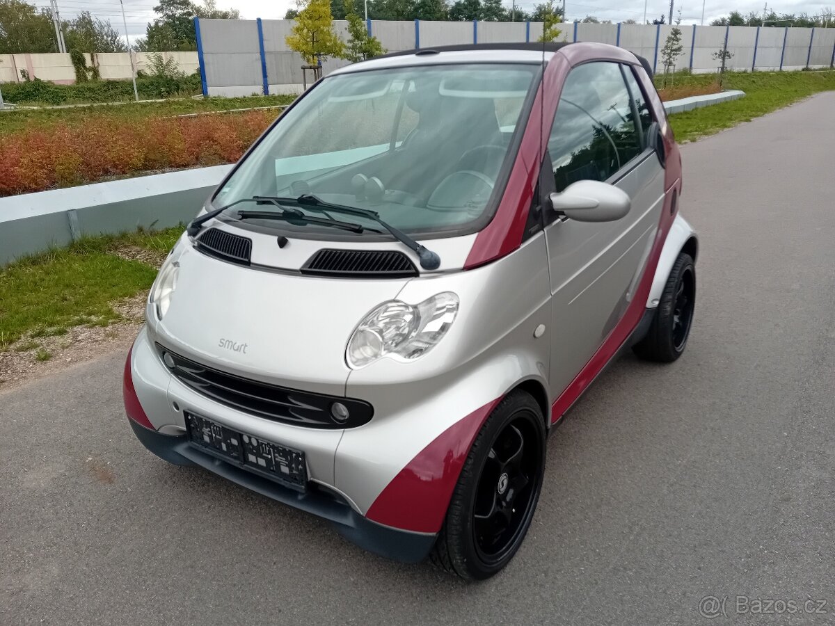 Smart fortwo cabrio Passion 0.6 AT - velmi pěkný stav