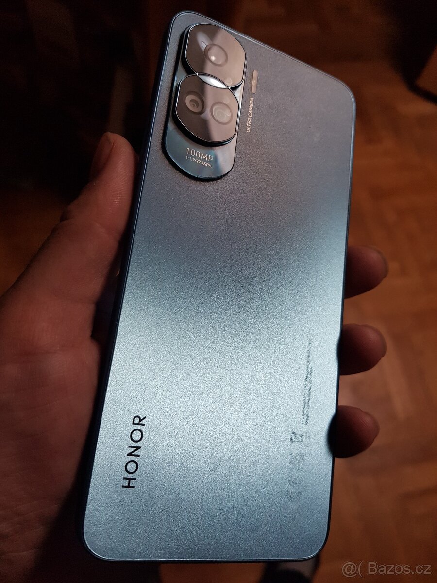 Nadupaný Honor 90 5G  256gb Top  stav