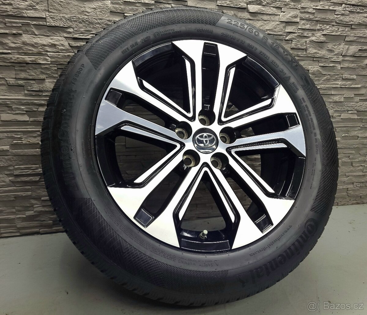 18" Originál Toyota Rav4 5x114,3 zimní pneu 6-7mm