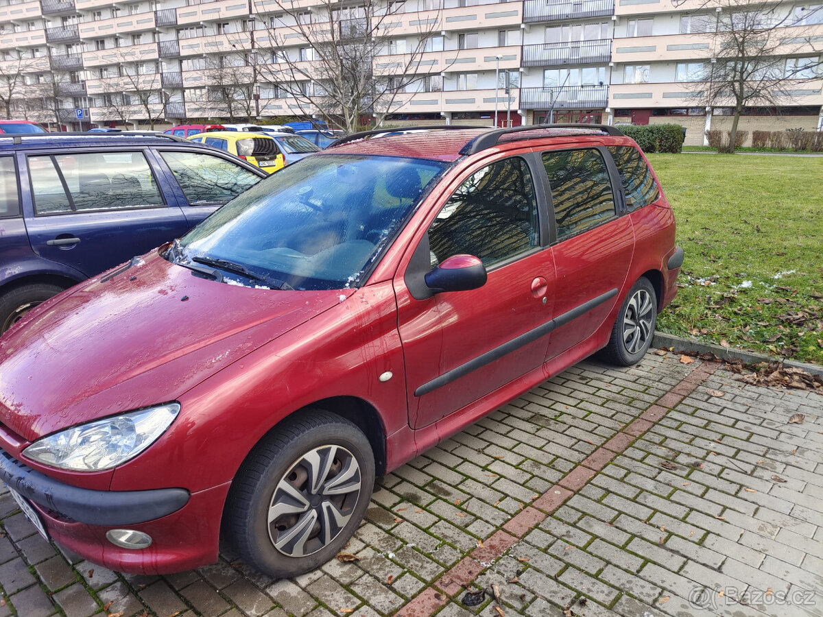 Peugeot 206 kombi, r.v. 2005, 143 tis. km