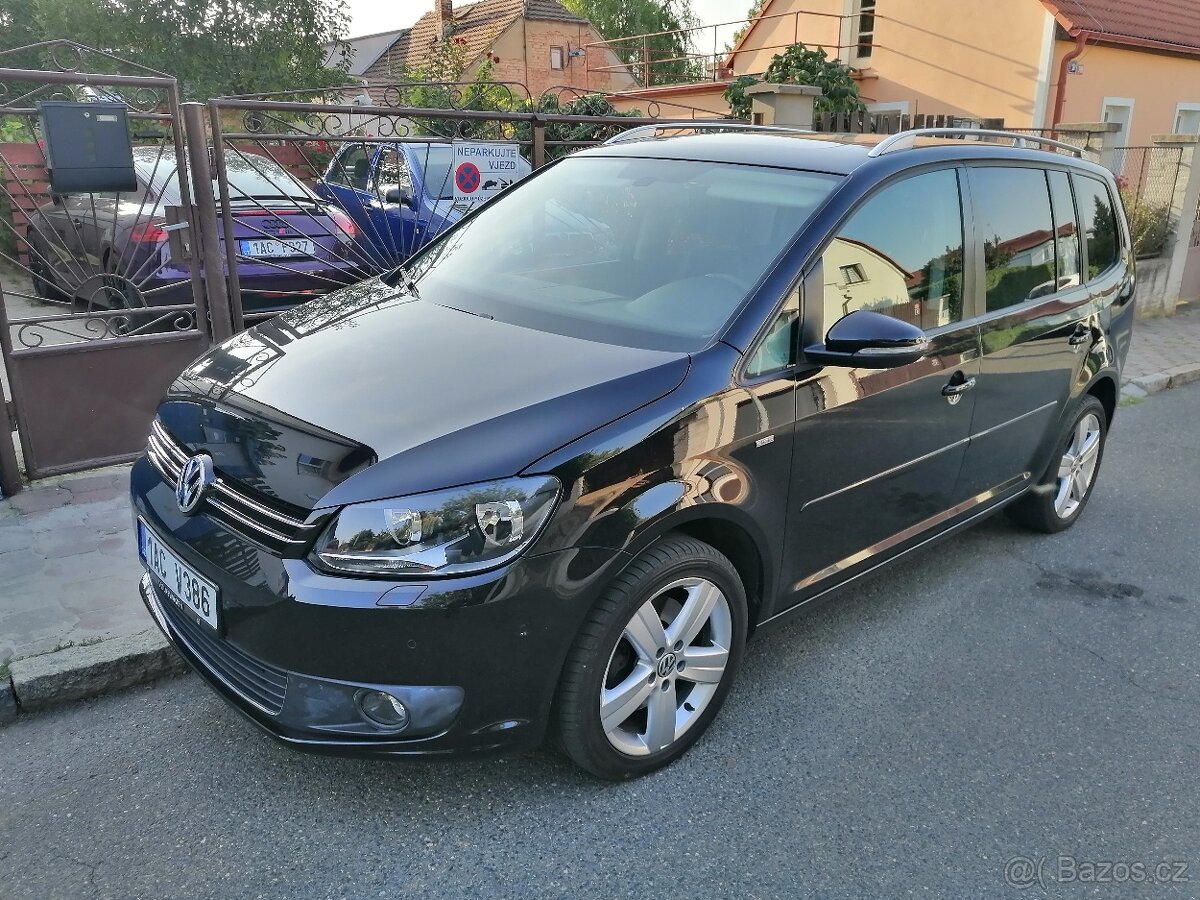 Volkswagen Touran 1,4, benzín TSi, 103 kw, rv.2014