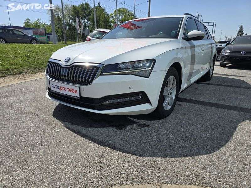 Škoda Superb, 2.0TDI DSG 85'000km 1.Maj DPH