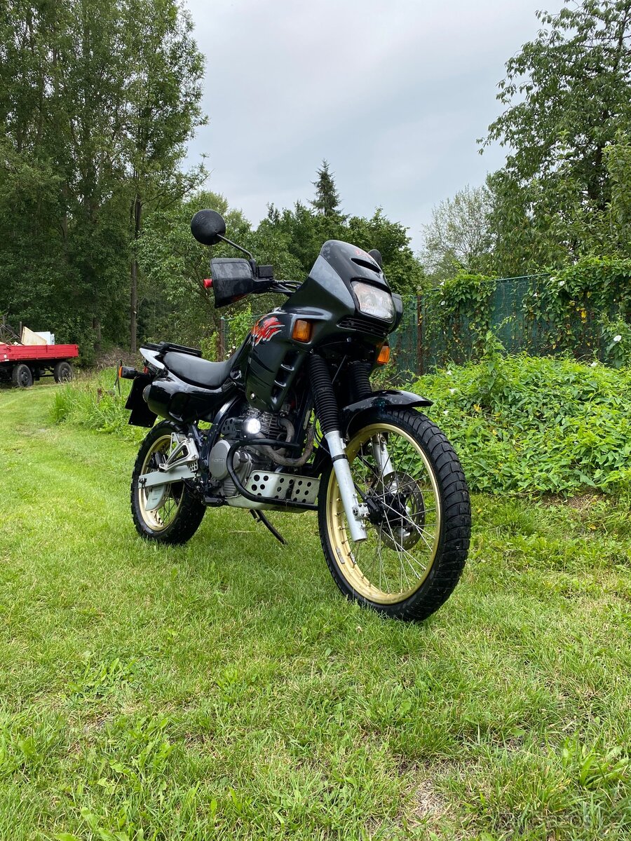 Honda nx650 dominantor