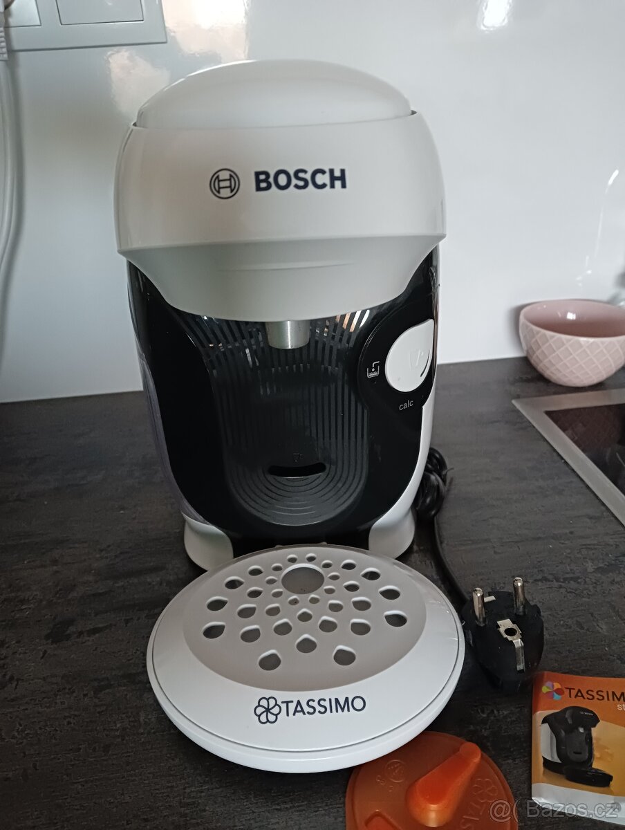 Bosch Tassimo kávovar bílo/černý TOP STAV