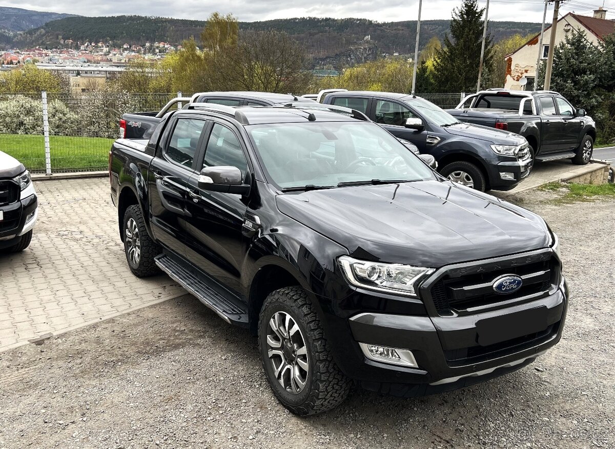 Ford Ranger WILDTRAK 3.2 2018 A/T ROLETA EXTRA UZÁVĚRKA