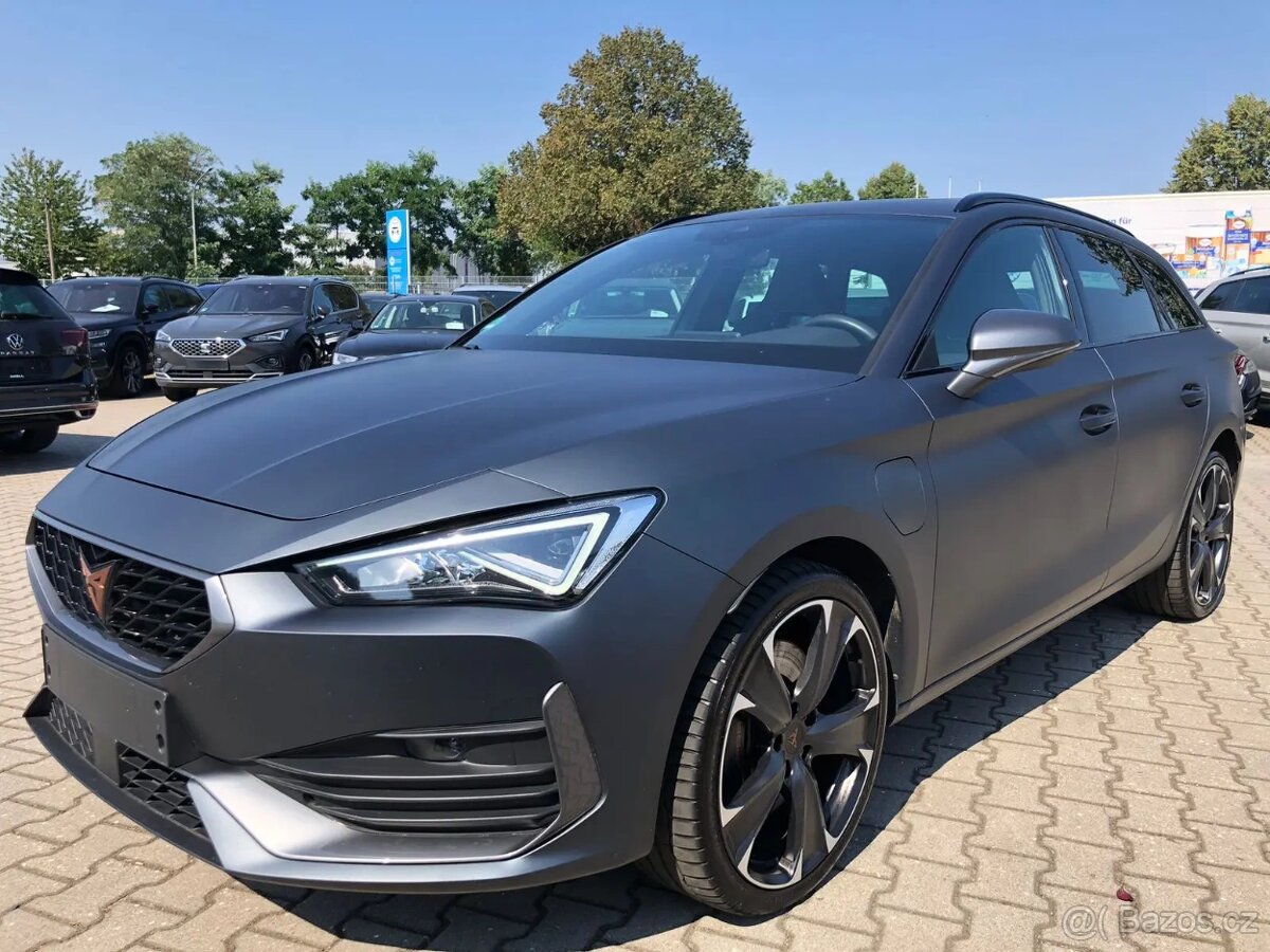 Cupra Leon 2021 1,4TSI 180kw e-hybrid PHEV/panorama/matrix