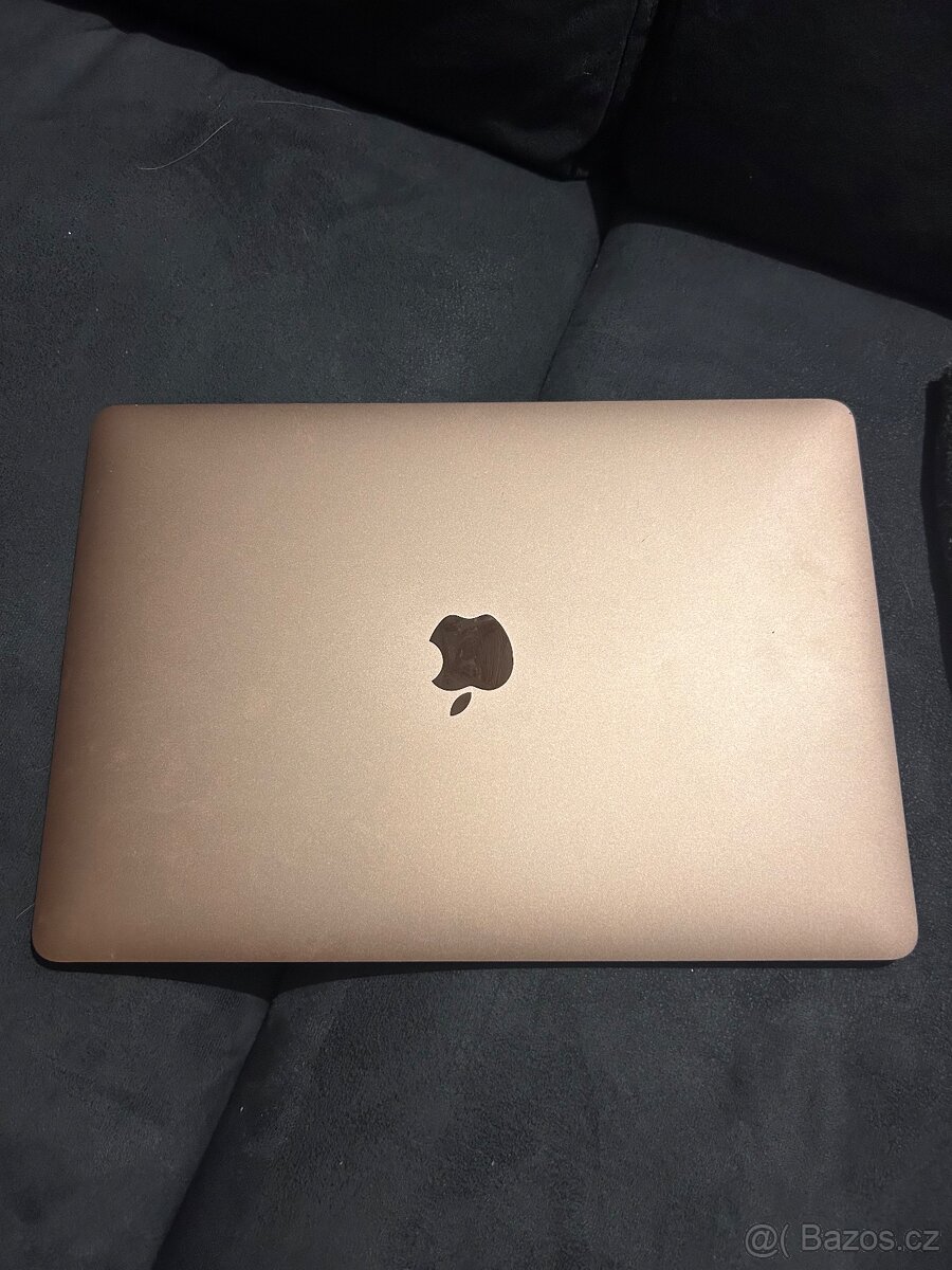 MacBook Air “13” M1