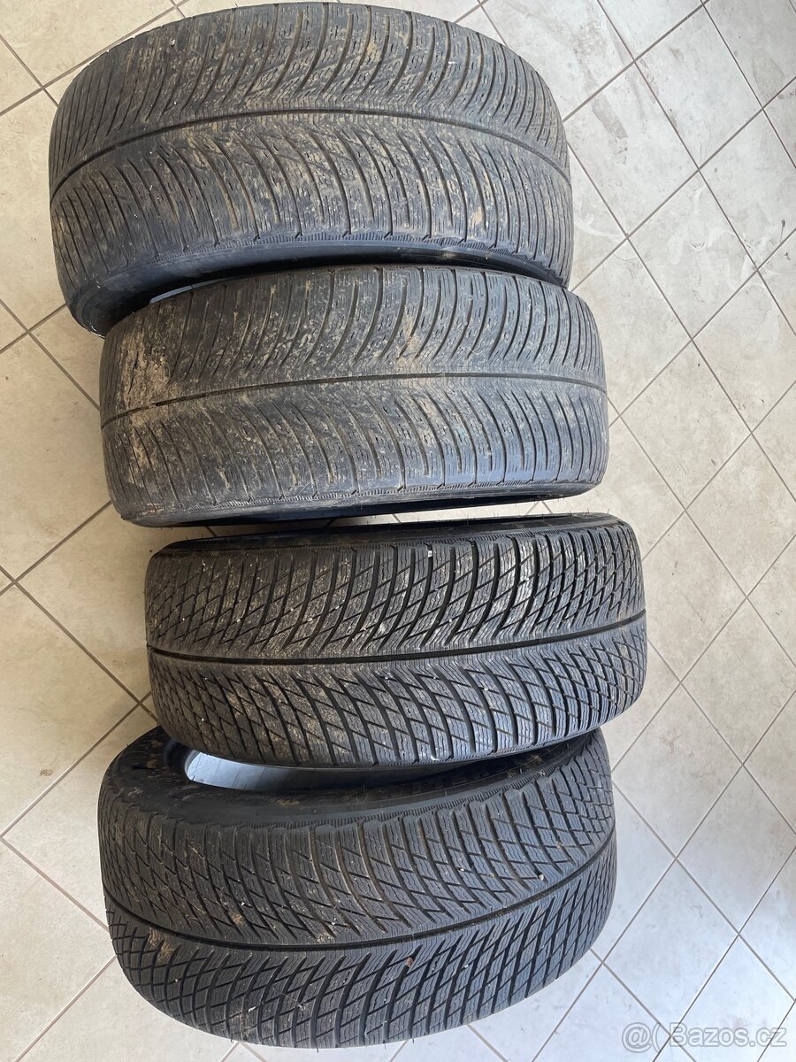 Michelin 275/45-20