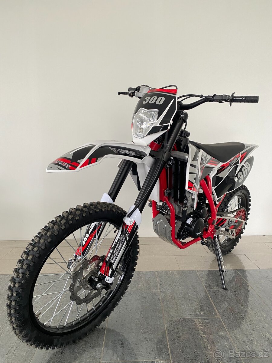 Pitbike Leramotors Killer PRO 300ccm H2O 21"/18" red