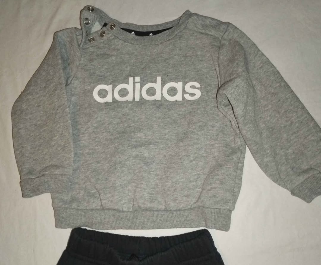 Souprava Adidas vel.68