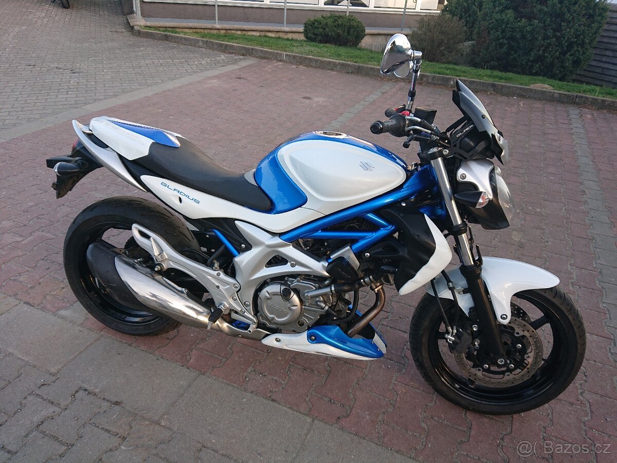 Suzuki SFV 650 Gladius 2010