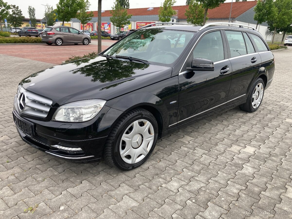 Mercedes Benz C 250cdi 150kw manuál top výbava top stav