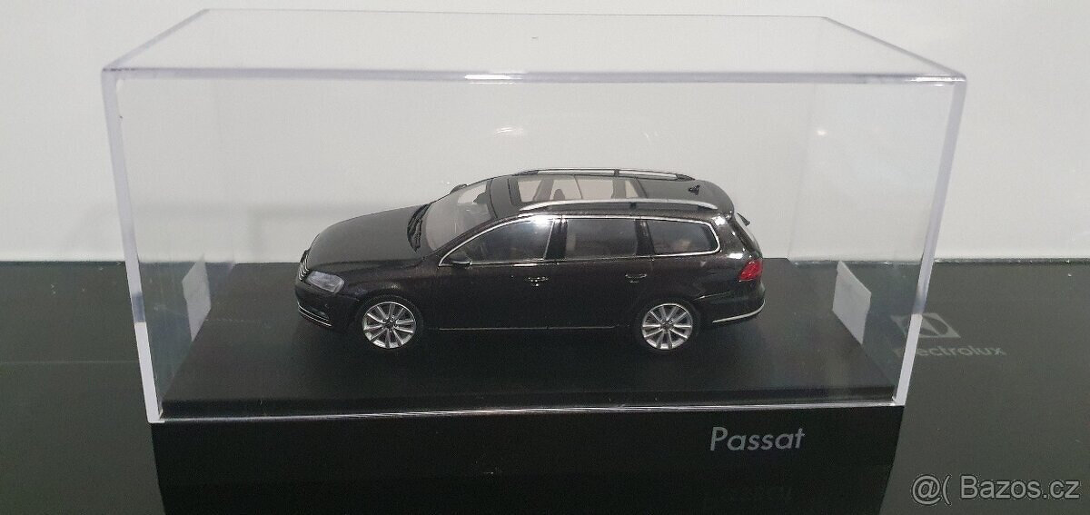 PRODÁM - 2x model Volkswagen Passat Variant B6 a B7 1:43