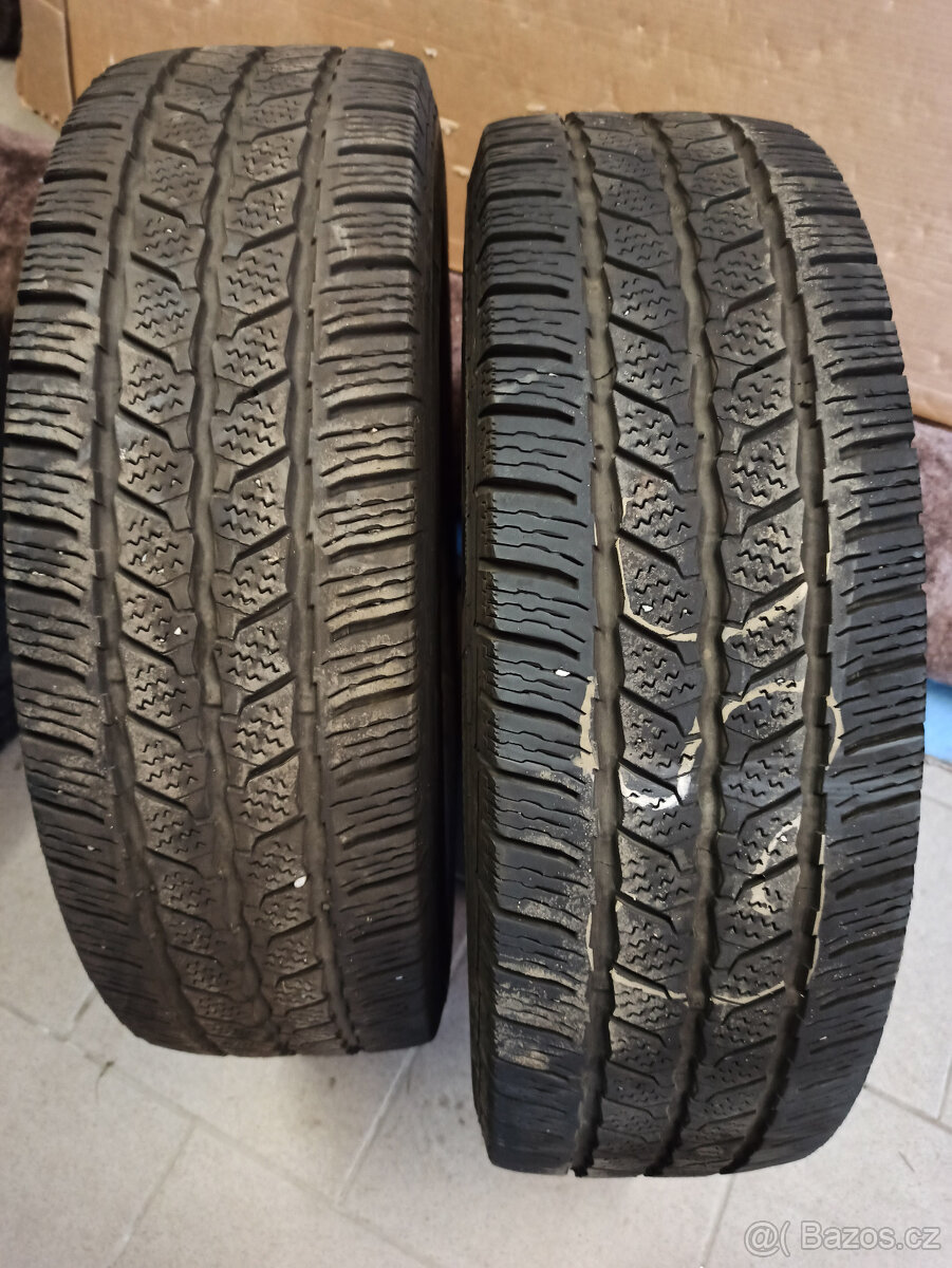 205/75R16C 113/111R Continental VanContact Winter