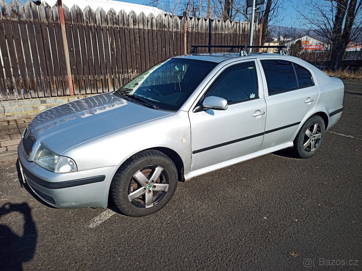 Zachovalá GARÁŽOVANÁ Octavia 1.9TDI,66kw ,po STK,Klima,r2006