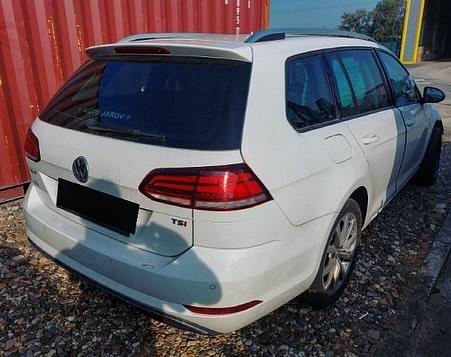 Vůz na náhradní díly VW Golf 7 FL kombi 2017 CZCA SEH LC9A