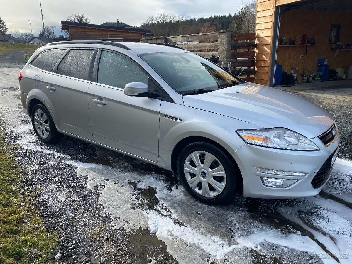 Ford Mondeo 2.0 tdi  rok 2013