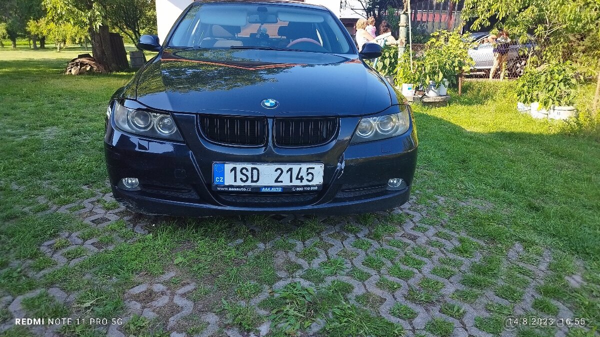 BMW e90 318i