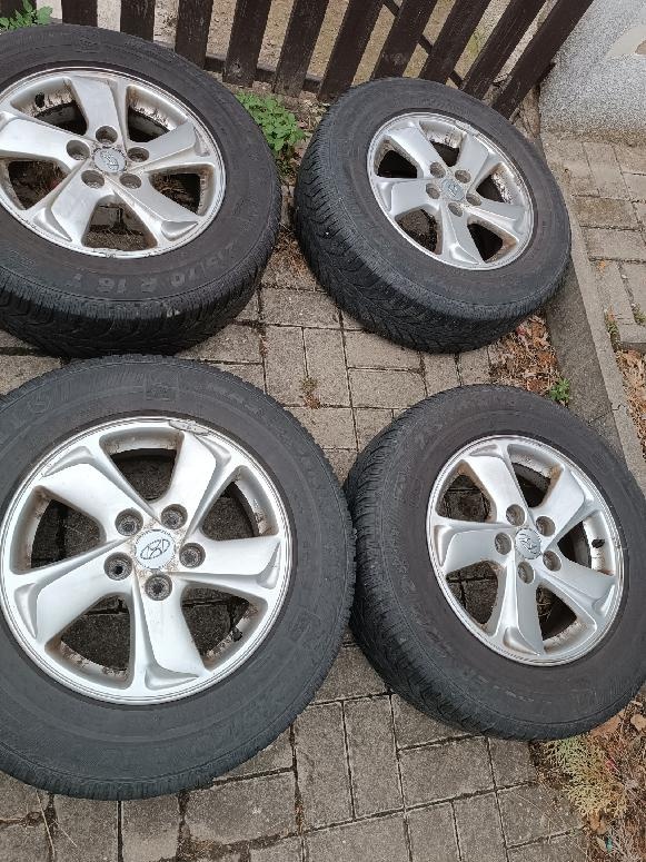 Orig. zimní alukola Hyundai iX35 6,5Jx16H2, 5x114,3 ET45