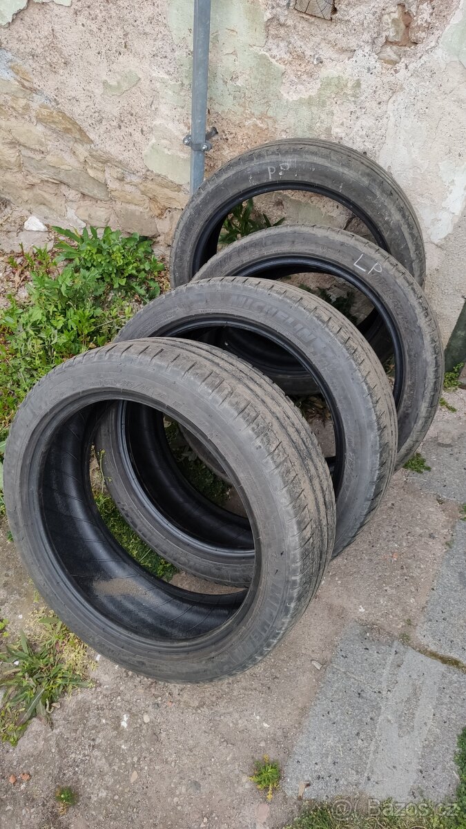 Michelin PilotSport 3 - 215/45/18 93W