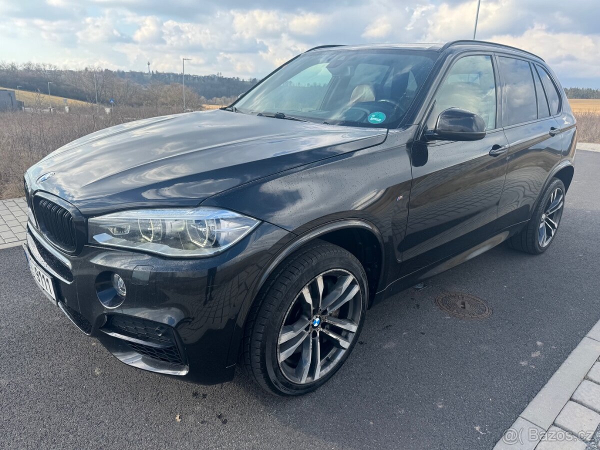 BMW X5 M50d individual, tažné