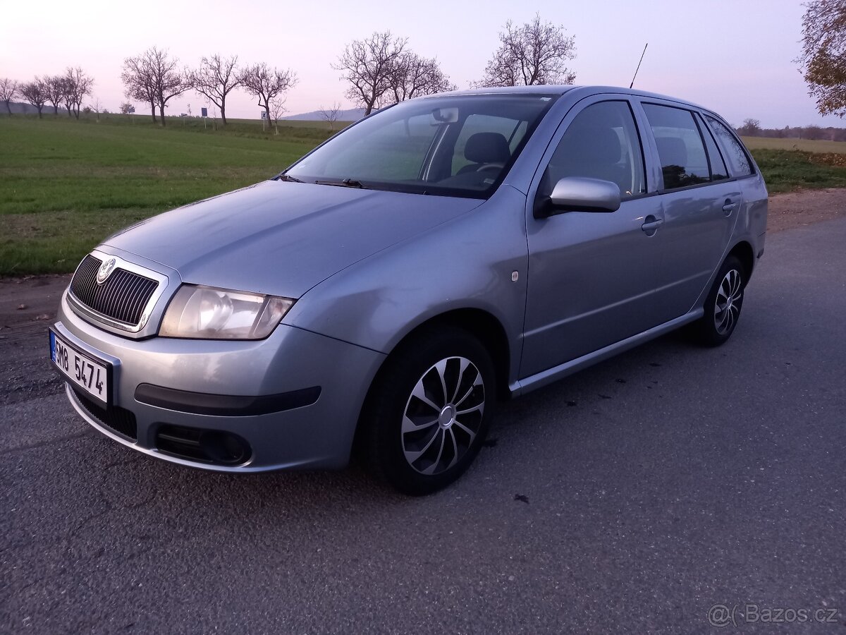 ŠKODA FABIA COMBI 1.4 16V