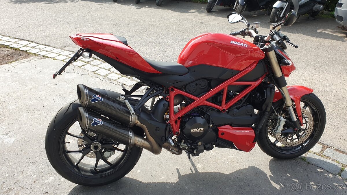 Ducati Streetfighter 848, r.2014