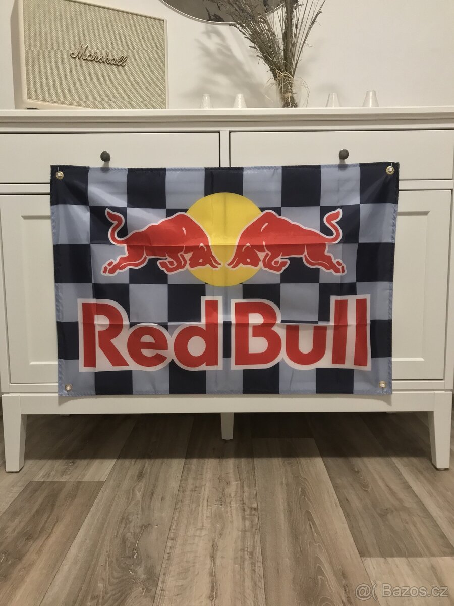 Vlajka Red Bull 1