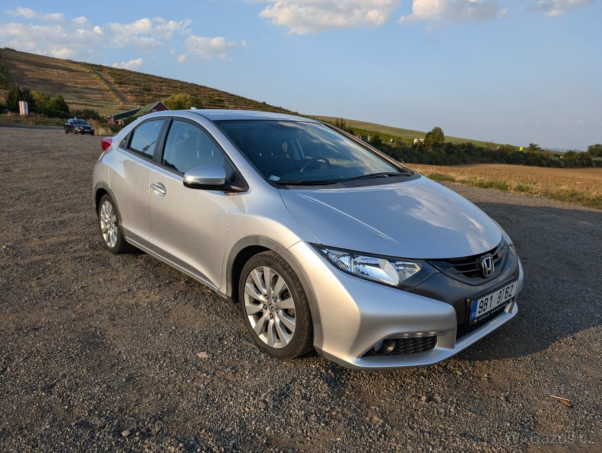 Honda Civic 9g, 1.8 Sport, autor. servis + zimní gumy