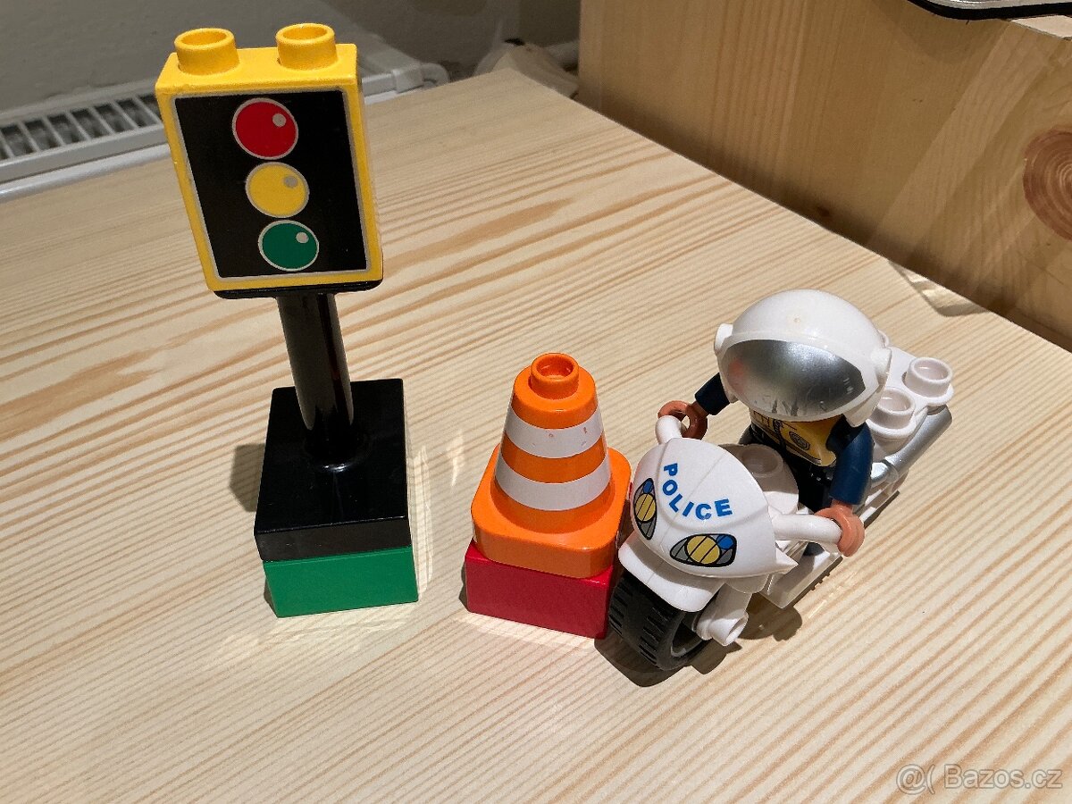 Lego duplo policejní motorka