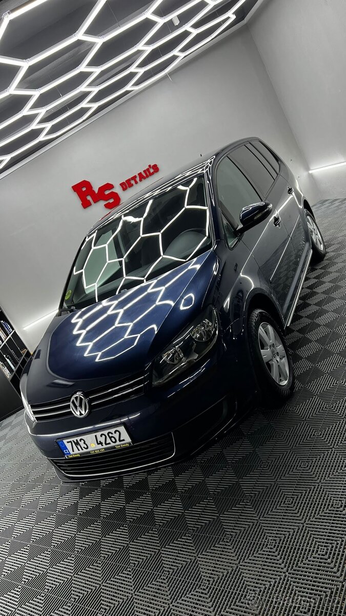 Volkswagen Touran 1,6 TDI  DSG