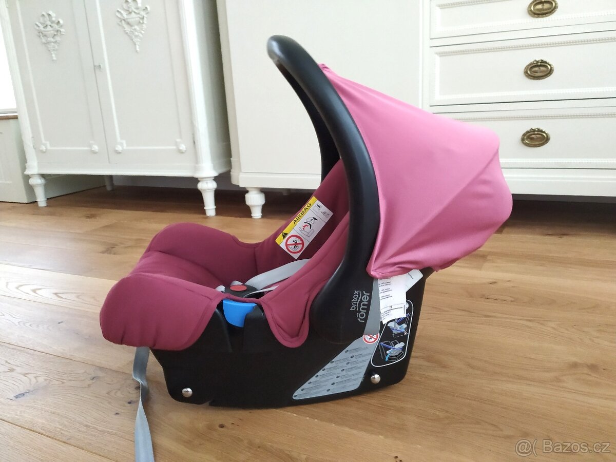 Jako nová Britax Römer Baby-Safe Wine Rose autosedačka